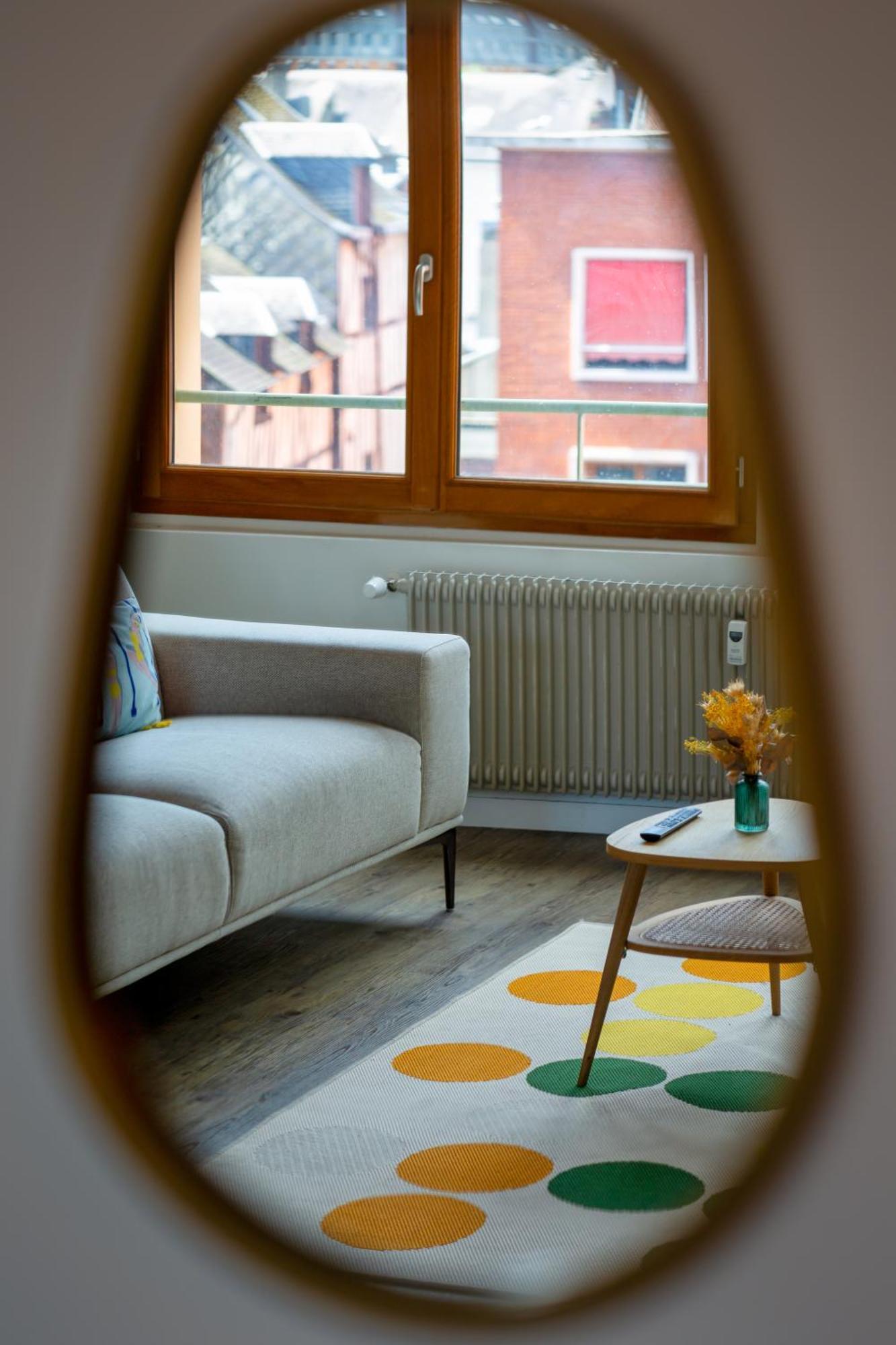 Juliette : *Logement Avec Balcon* Apartment Rouen Exterior photo